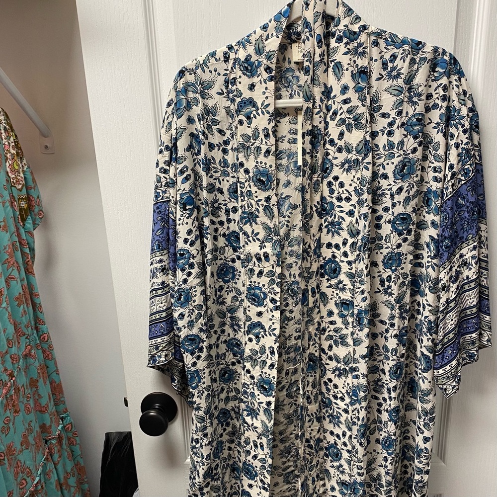 NWT Good Hart Kimono Size M/L